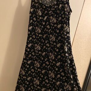 Brand-Wallflower. Black dress with yellow and white flower details